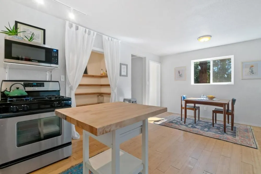 6121 Fern Flat Road Aptos, CA 95003