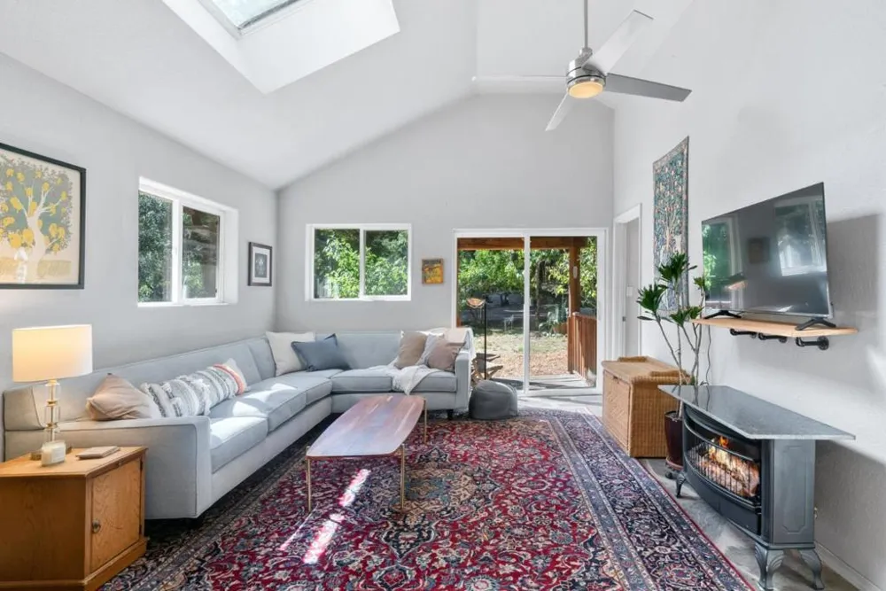 6121 Fern Flat Road Aptos, CA 95003