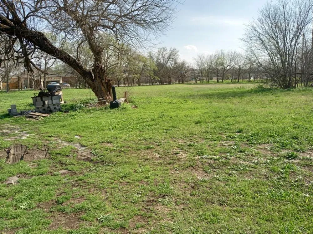 612 S Baugh Alvarado, TX 76009