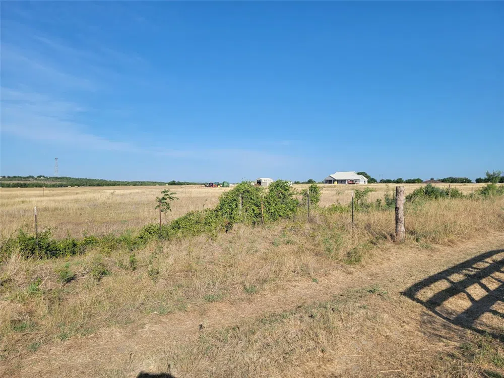 105 Black Ankle Road Lockhart, TX 78644