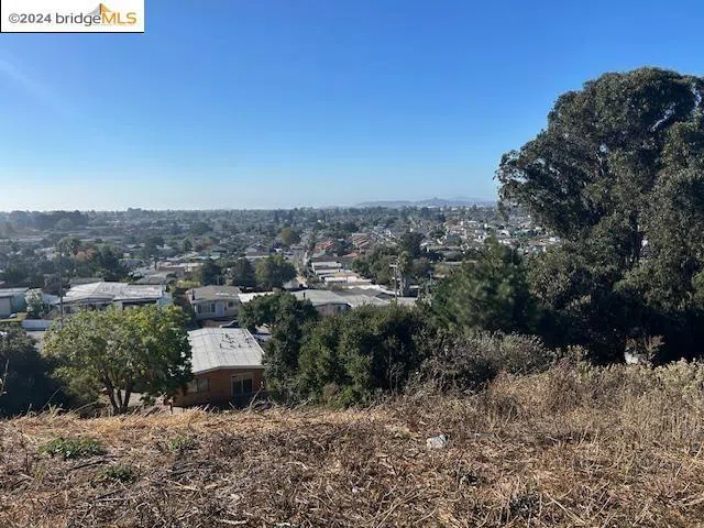 1911 Miner Ave San Pablo, CA 94806