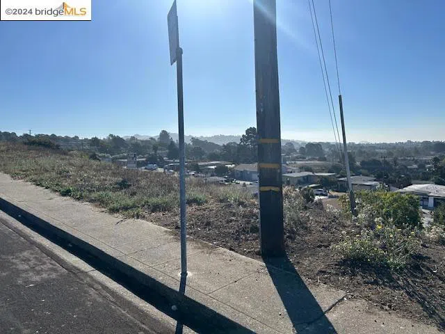 1911 Miner Ave San Pablo, CA 94806