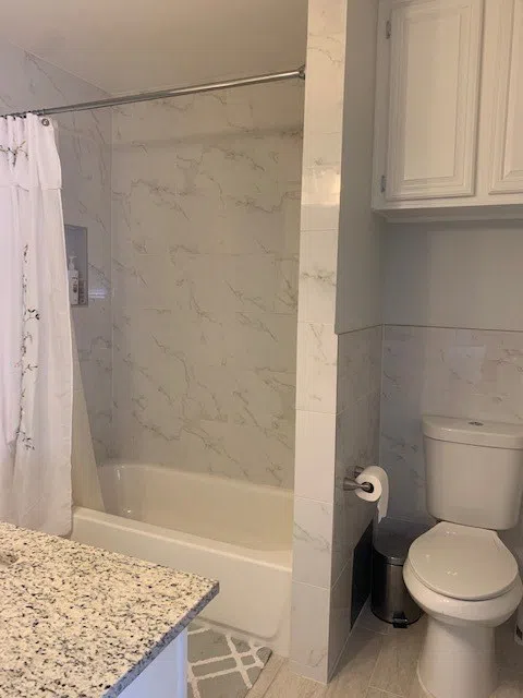 806 W 24th Street #330 Austin, TX 78705
