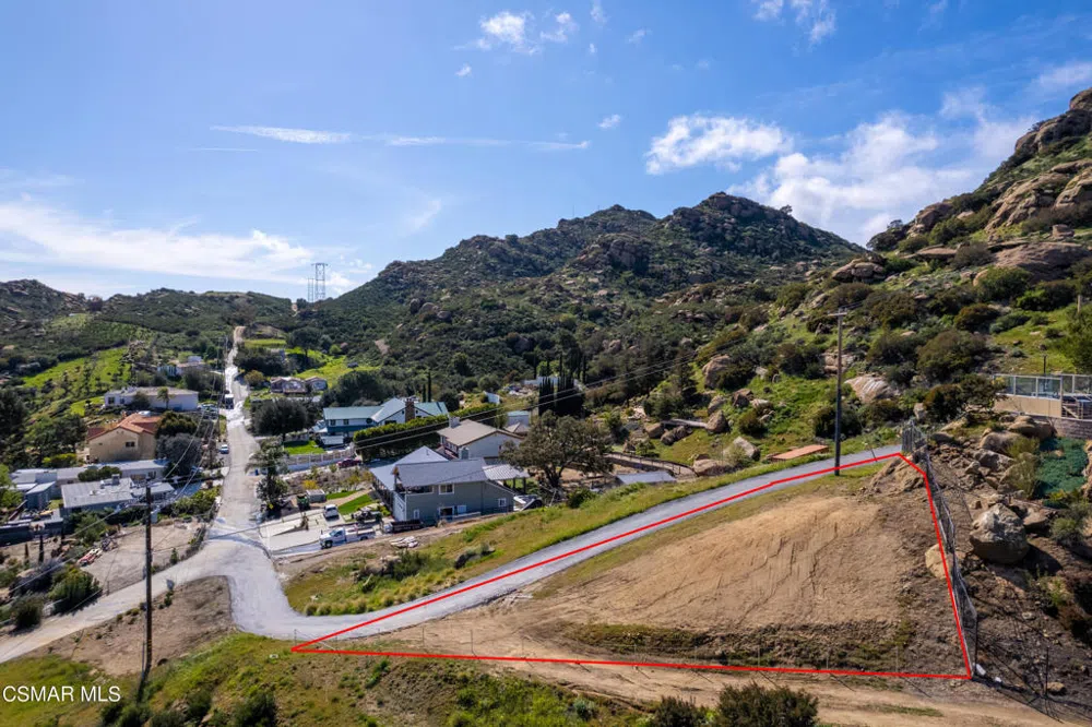 Mesa Drive Simi Valley, CA 93063