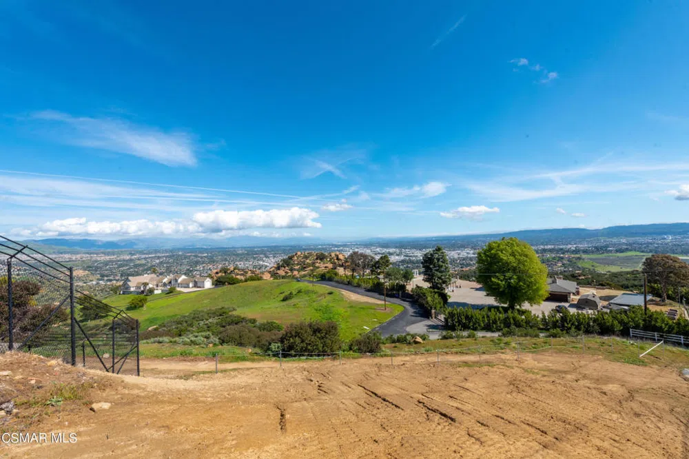 Mesa Drive Simi Valley, CA 93063