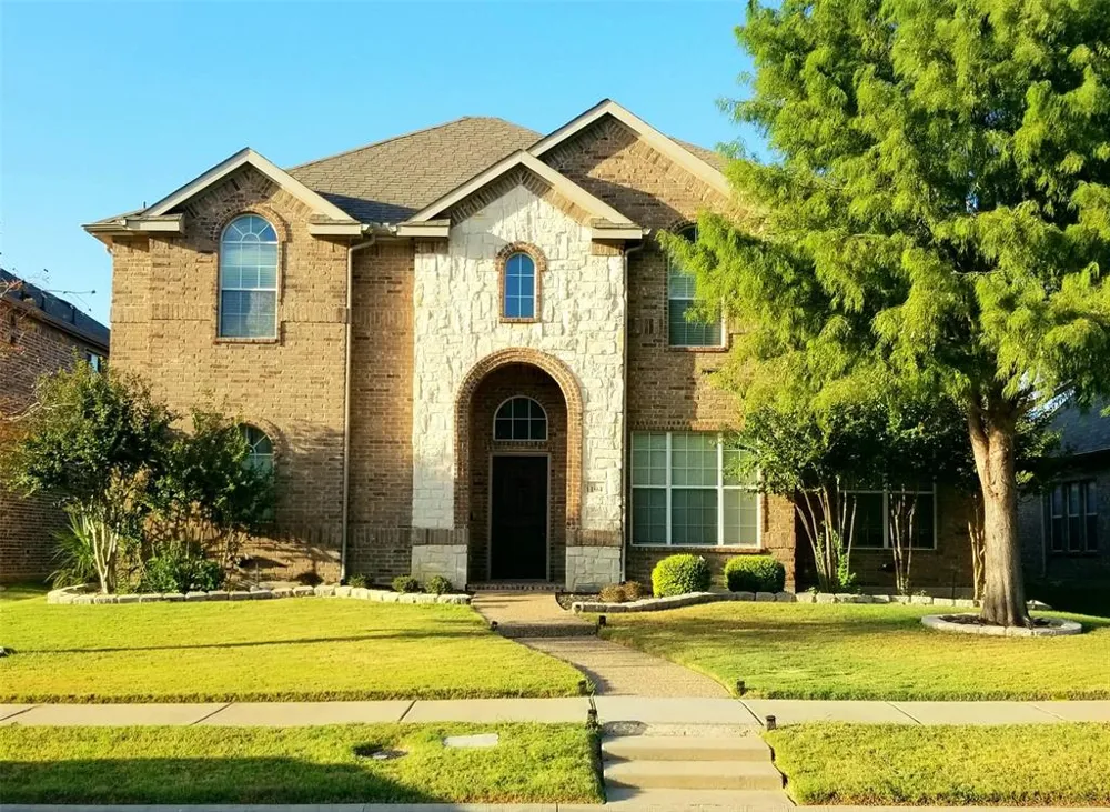 1194 Polo Heights Drive Frisco, TX 75033