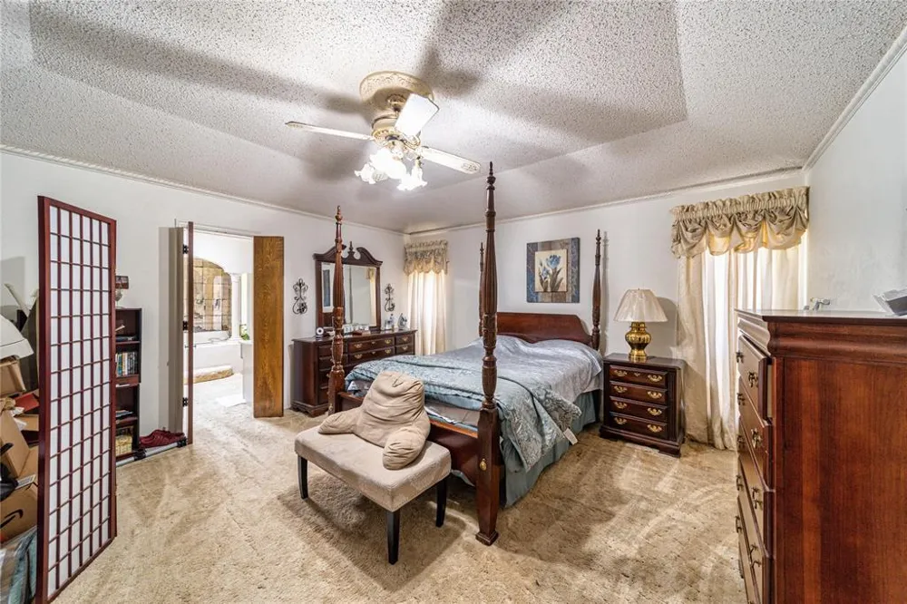 931 Rock Canyon Drive Duncanville, TX 75137