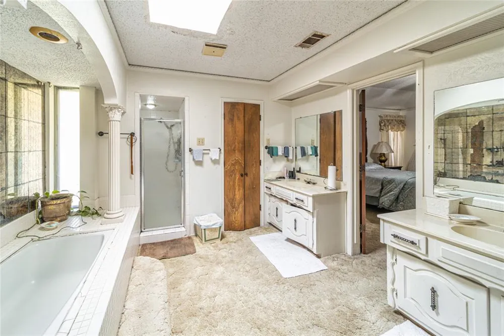 931 Rock Canyon Drive Duncanville, TX 75137