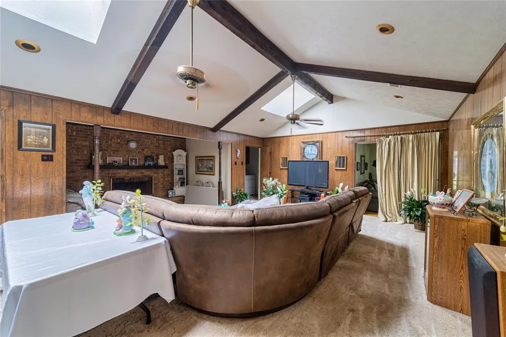 931 Rock Canyon Drive Duncanville, TX 75137