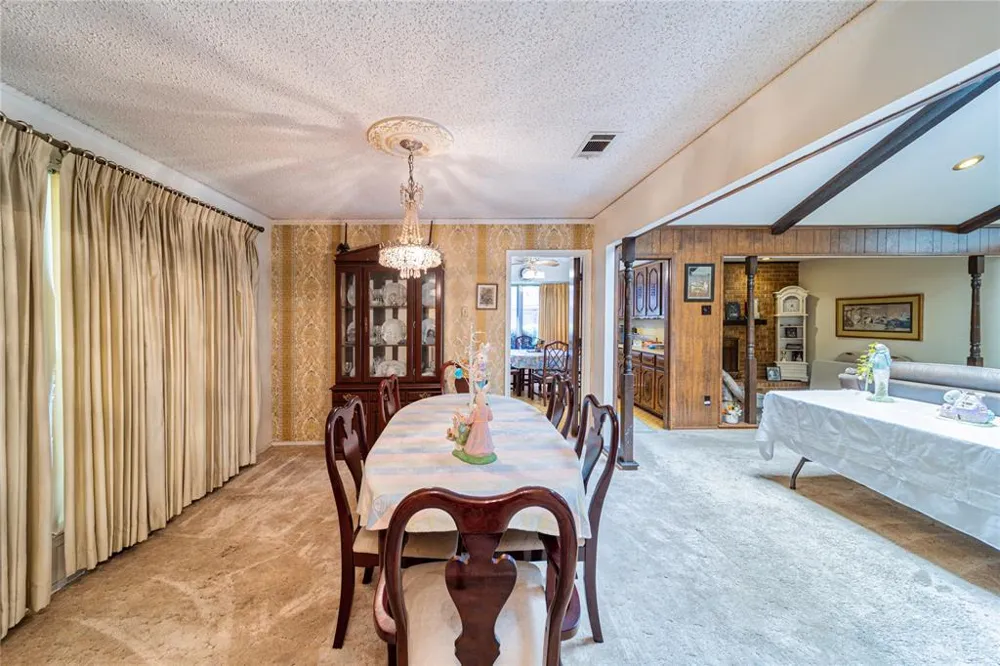 931 Rock Canyon Drive Duncanville, TX 75137