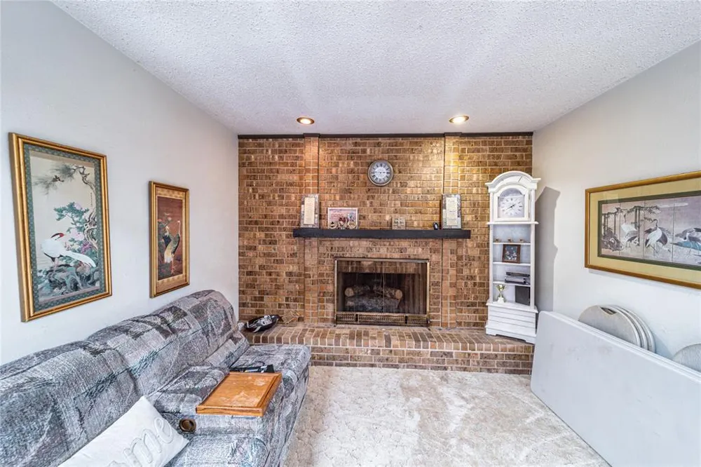 931 Rock Canyon Drive Duncanville, TX 75137