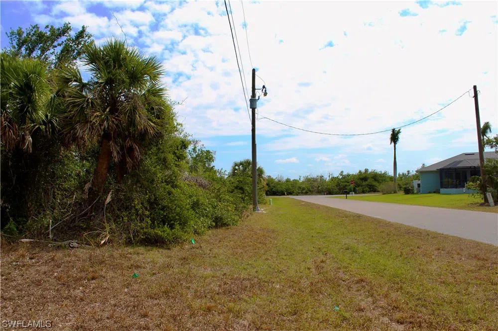 Cable Drive Rotonda West, FL 33947
