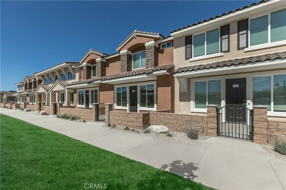 16852 Muscatel Hesperia, CA 92345