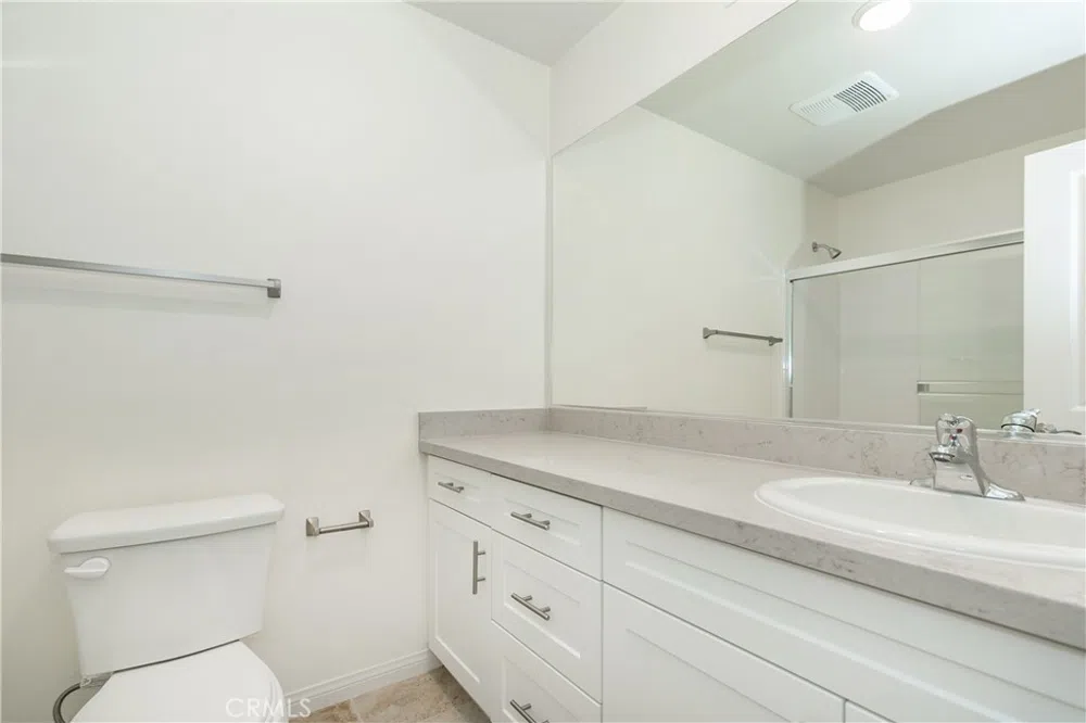 16852 Muscatel Hesperia, CA 92345