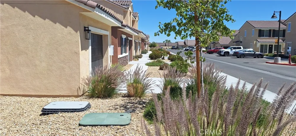 16852 Muscatel Hesperia, CA 92345