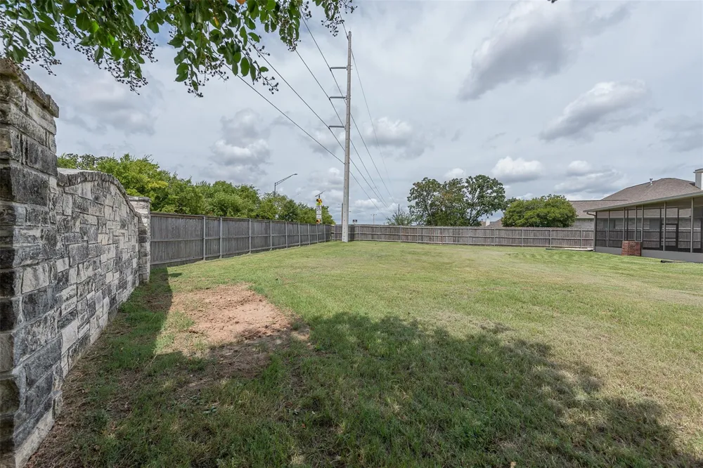 3718 Bridle Court College Station, TX 77845