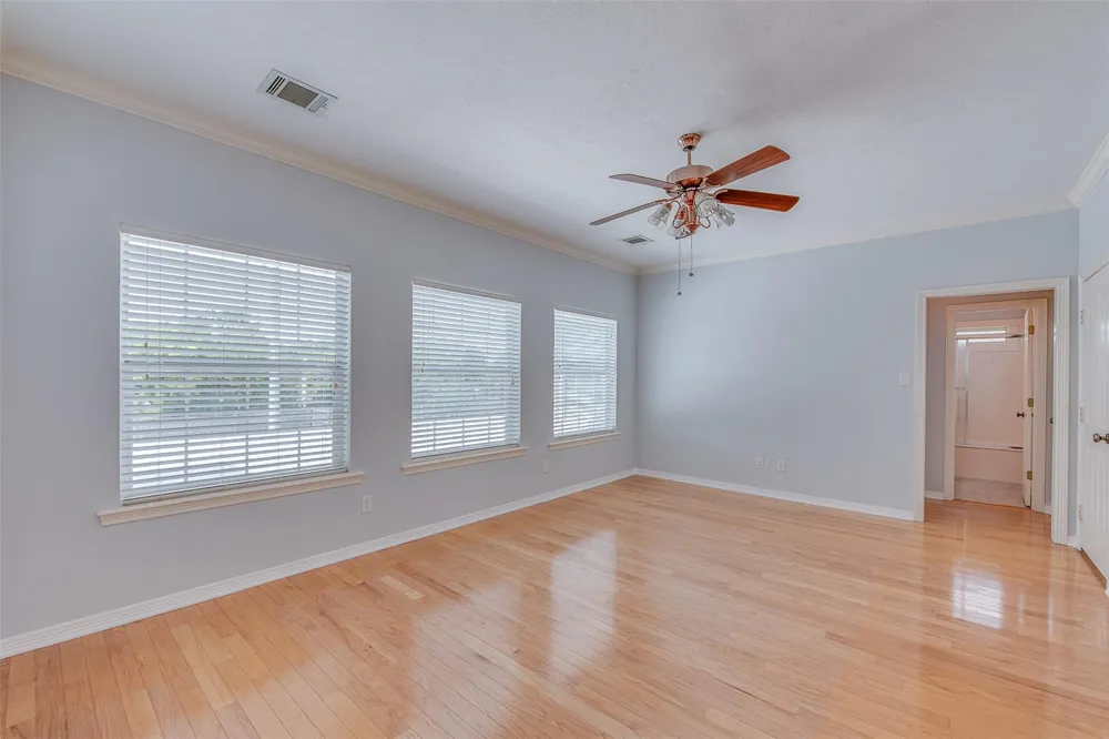 3718 Bridle Court College Station, TX 77845