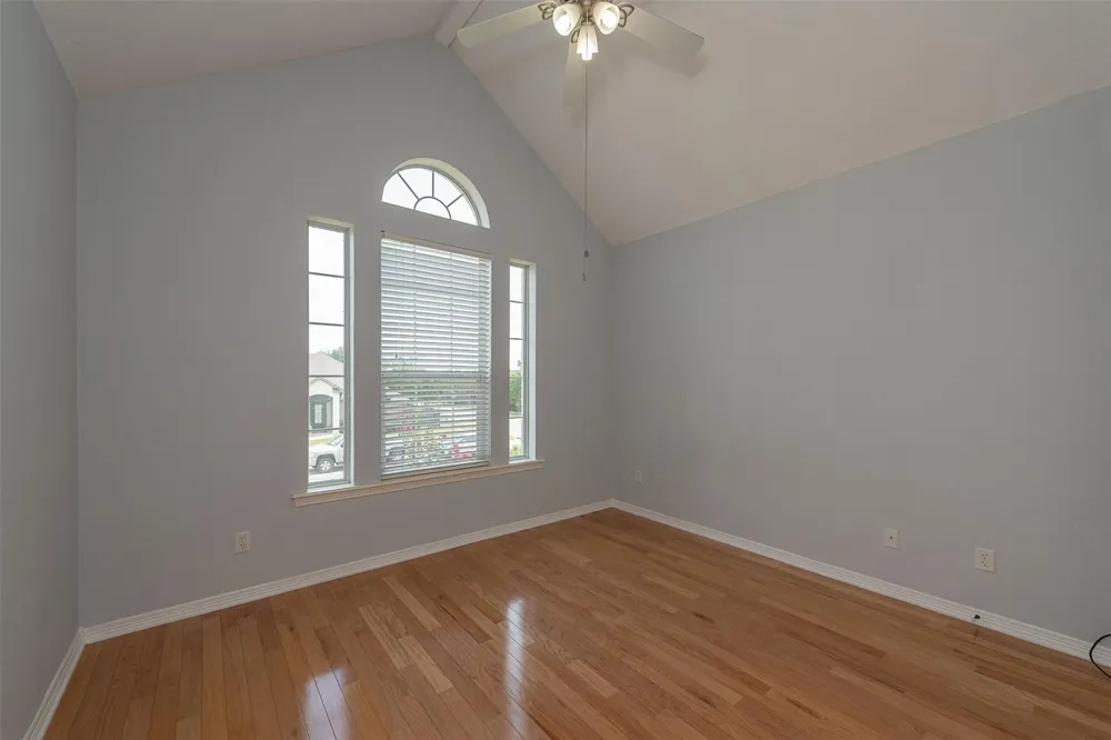 3718 Bridle Court College Station, TX 77845