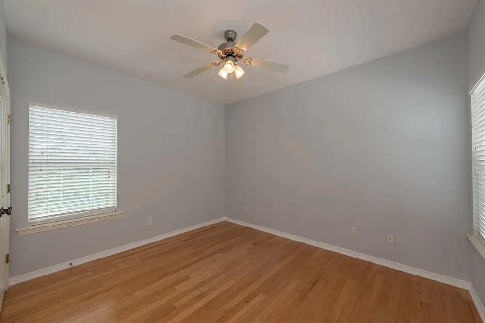 3718 Bridle Court College Station, TX 77845