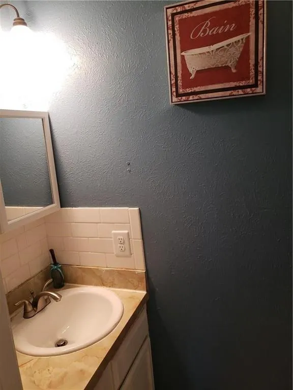 9696 Walnut Street #605 Dallas, TX 75243