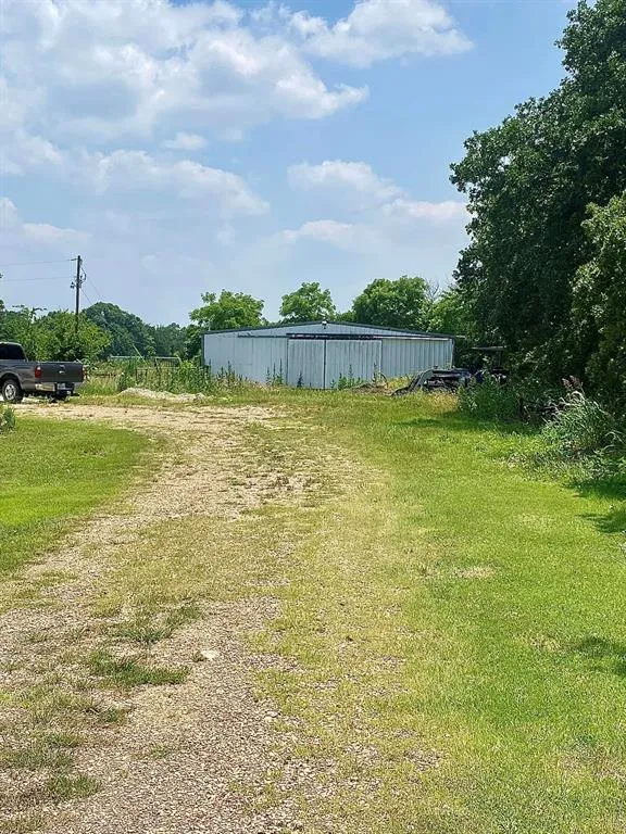 12053 S HWY 34 Scurry, TX 75158