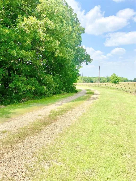 12053 S HWY 34 Scurry, TX 75158