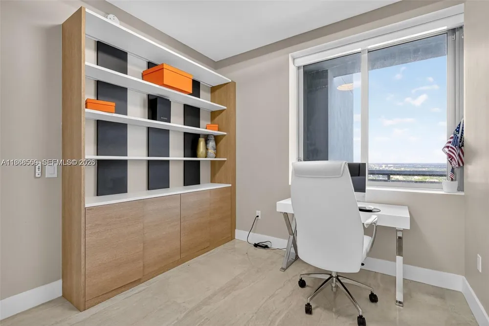 16385 Biscayne Blvd #7 North Miami Beach, FL 33160