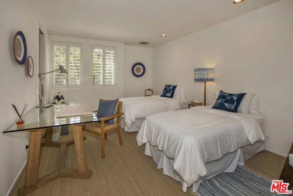 E Mountain Drive Santa Barbara, CA 93108
