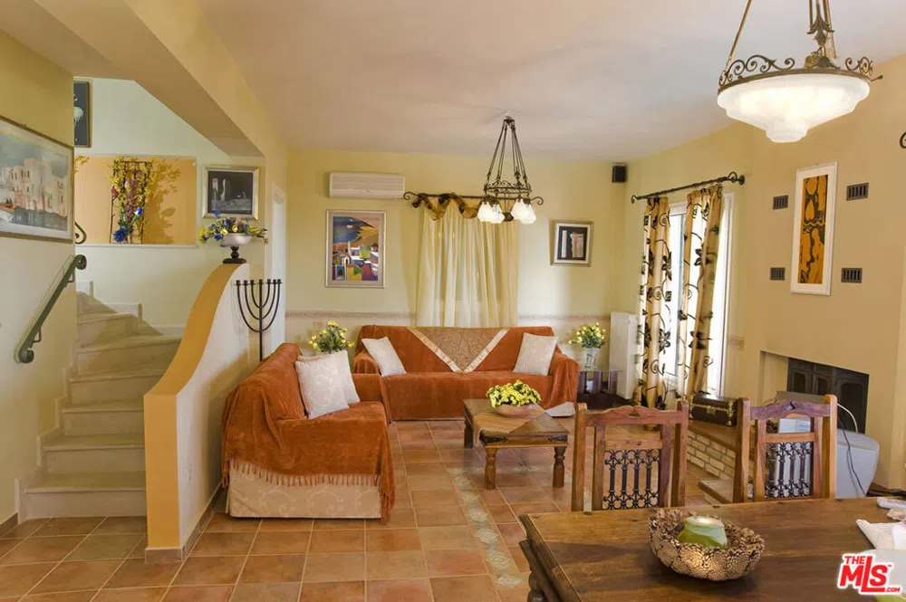 10 ARGOSTOLI  LAKITHRAS  KEFALONIA  GREECE 