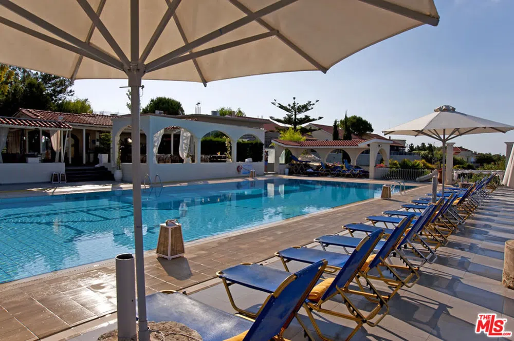 10 ARGOSTOLI  LAKITHRAS  KEFALONIA  GREECE 