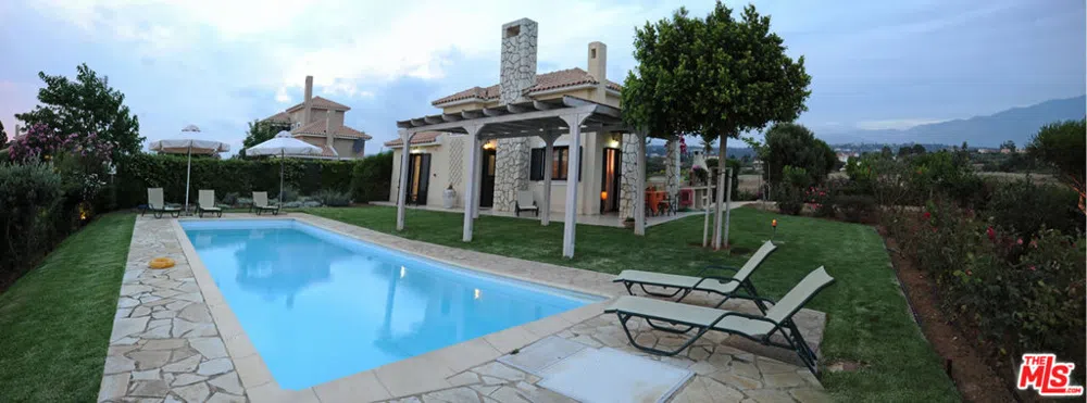 10 ARGOSTOLI  LAKITHRAS  KEFALONIA  GREECE 