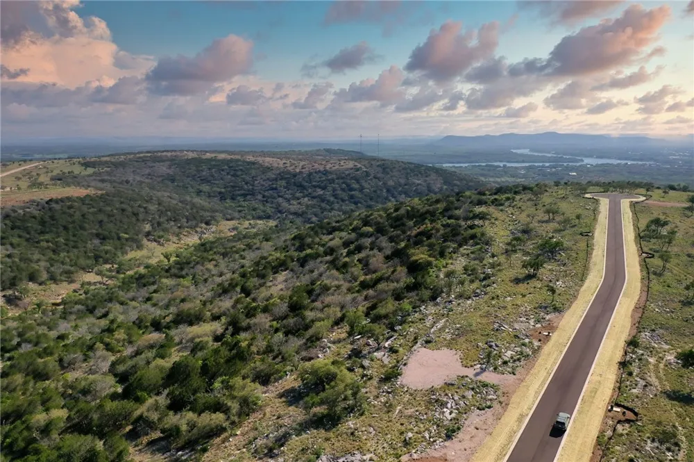 74 Big Creek Drive Kingsland, TX 78639