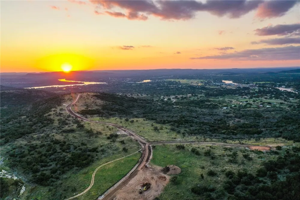 74 Big Creek Drive Kingsland, TX 78639