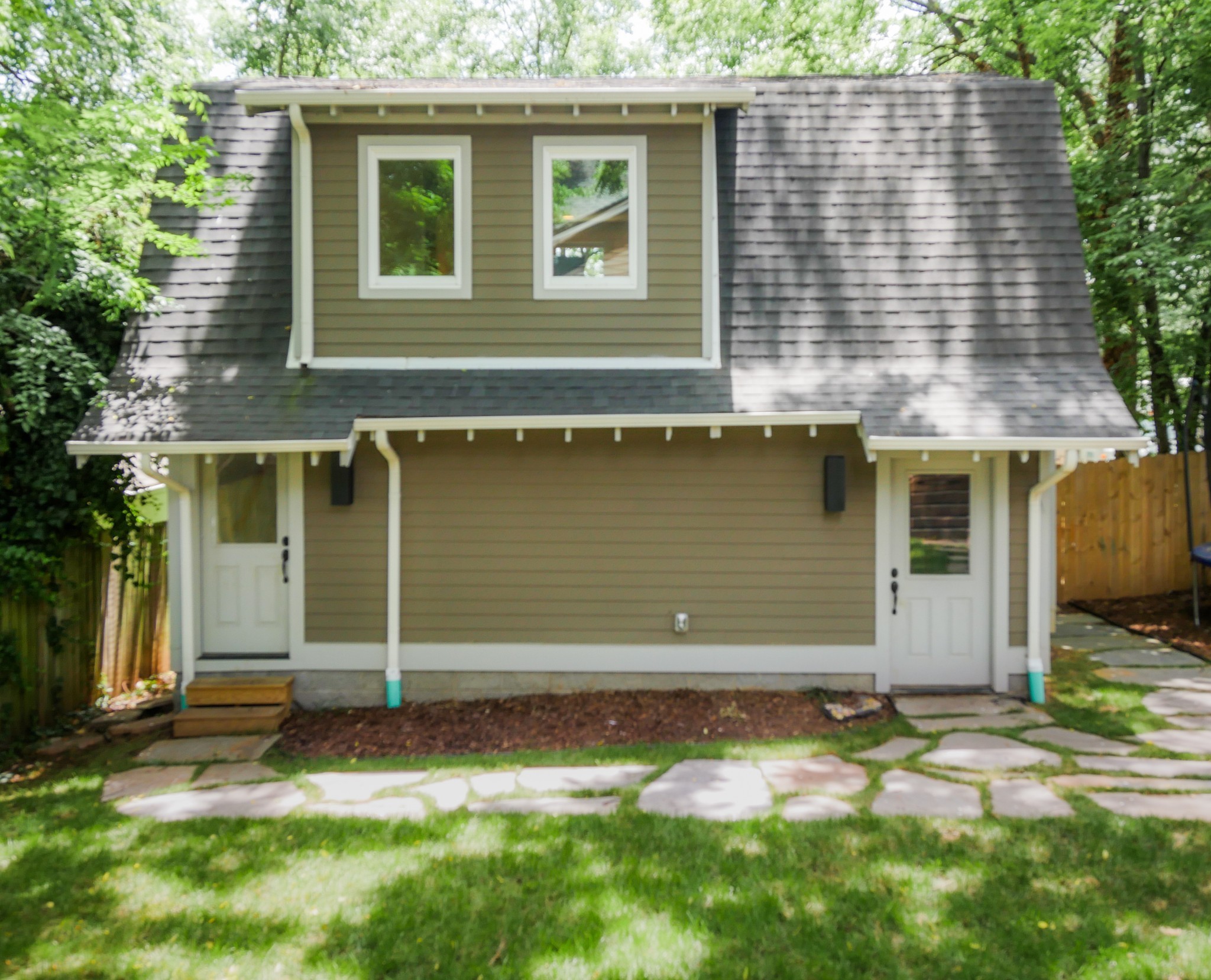 1011 Bate Ave Nashville, TN 37204