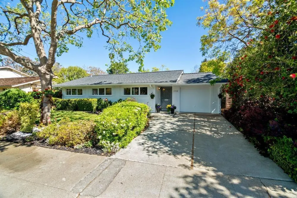 2158 Jardin Drive Mountain View, CA 94040