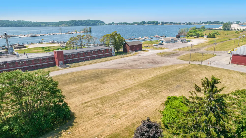 509 Lake Street Ludington, MI 49431