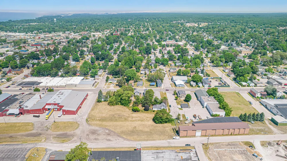 509 Lake Street Ludington, MI 49431