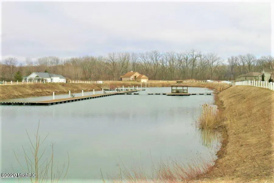 590 Swan River Drive Benton Harbor, MI 49022