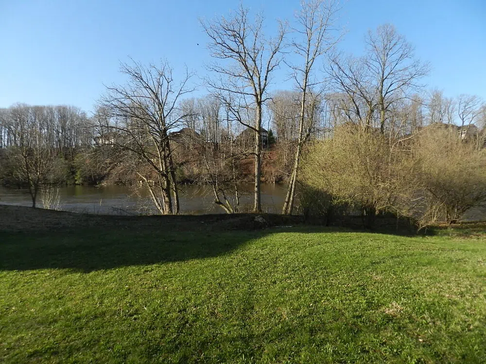 590 Swan River Drive Benton Harbor, MI 49022