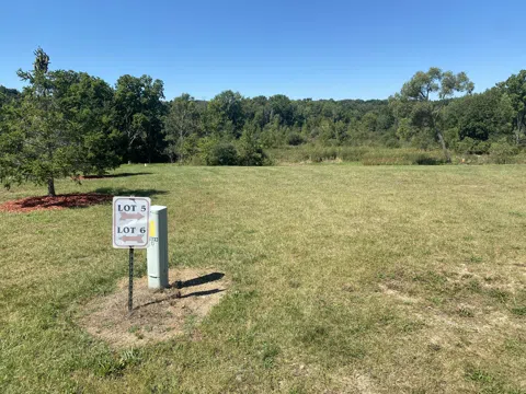RIVER BEND Drive Lot #5