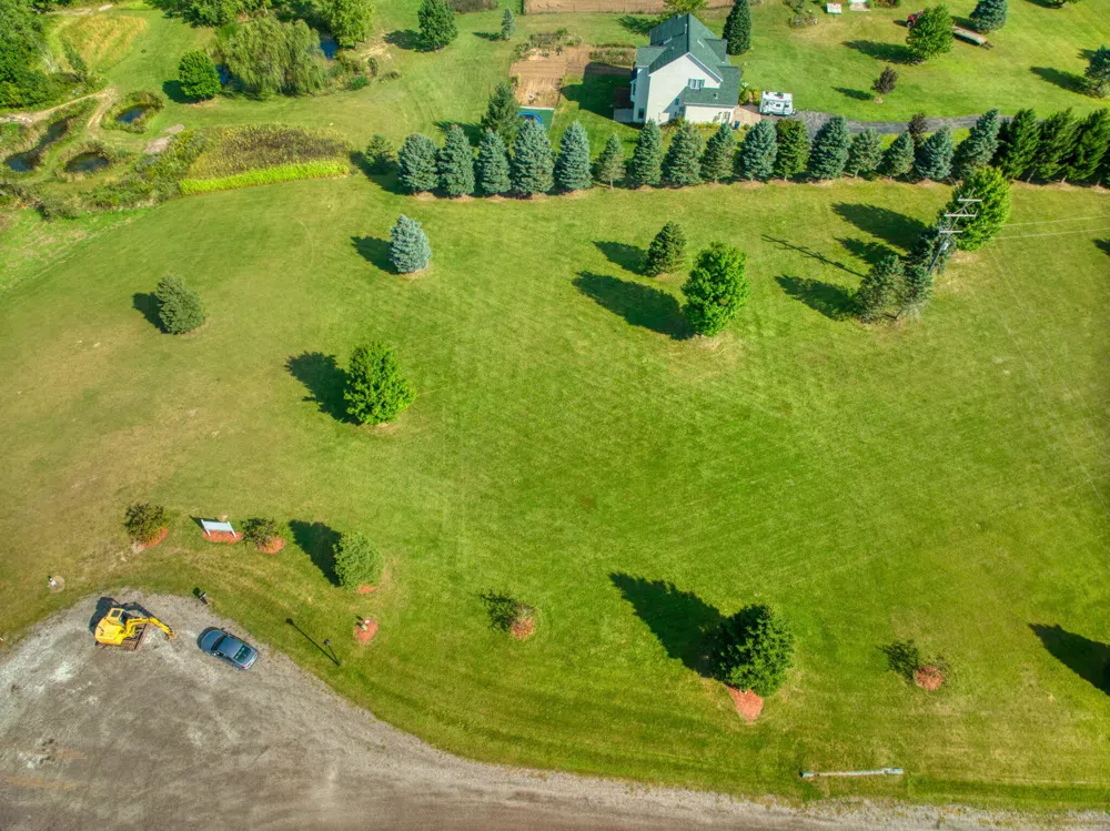 RIVER BEND Drive Lot #4 Concord, MI 49237
