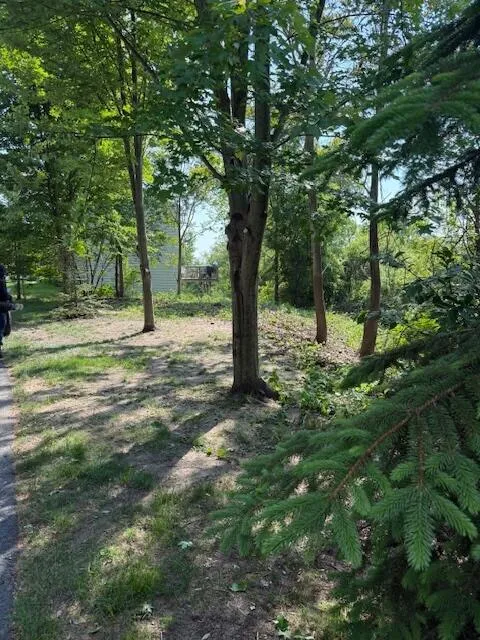 2418 View Lane Muskegon, MI 49445