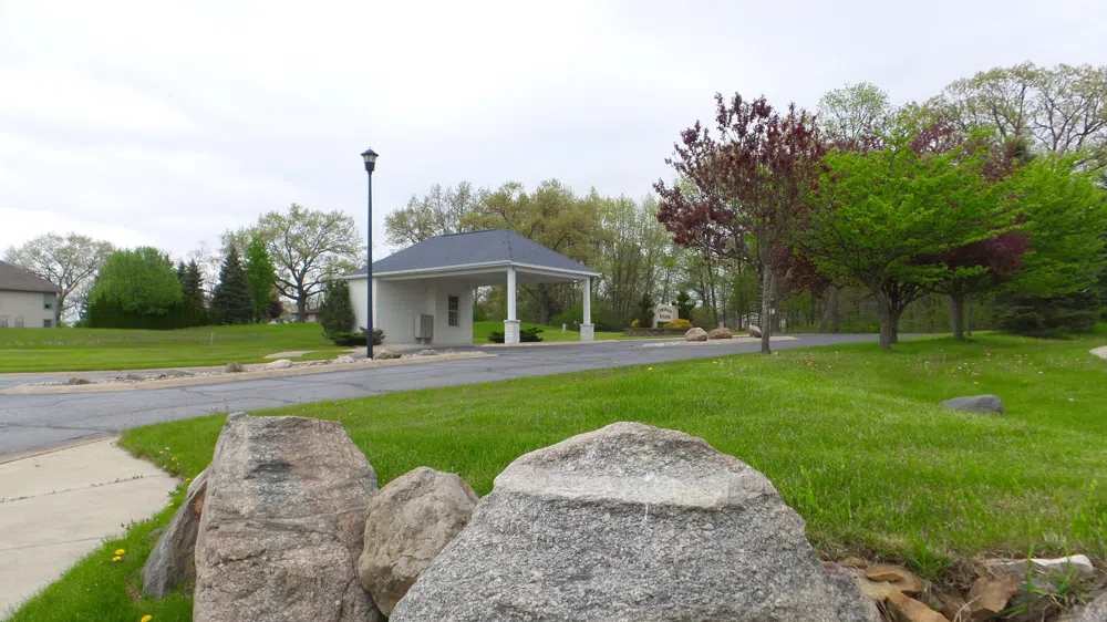 48 Napoleon Road Michigan Center, MI 49254