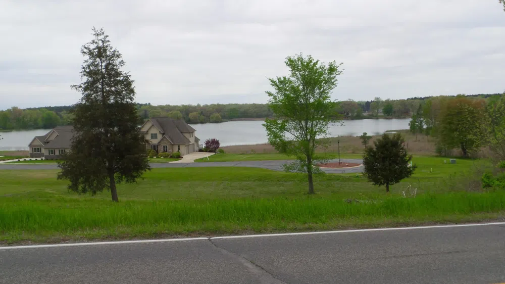 48 Napoleon Road Michigan Center, MI 49254