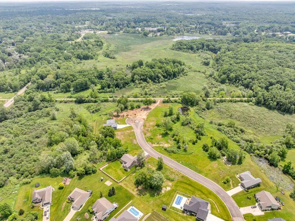 31 Natural Lane Jackson, MI 49203