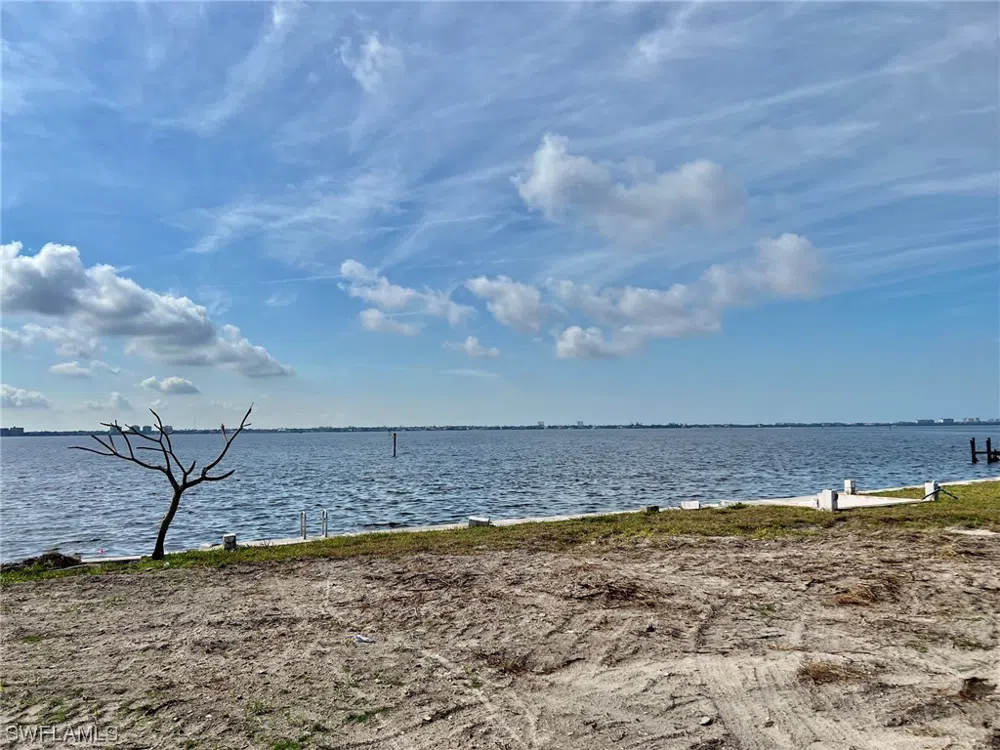 Bayshore Drive Cape Coral, FL 33904