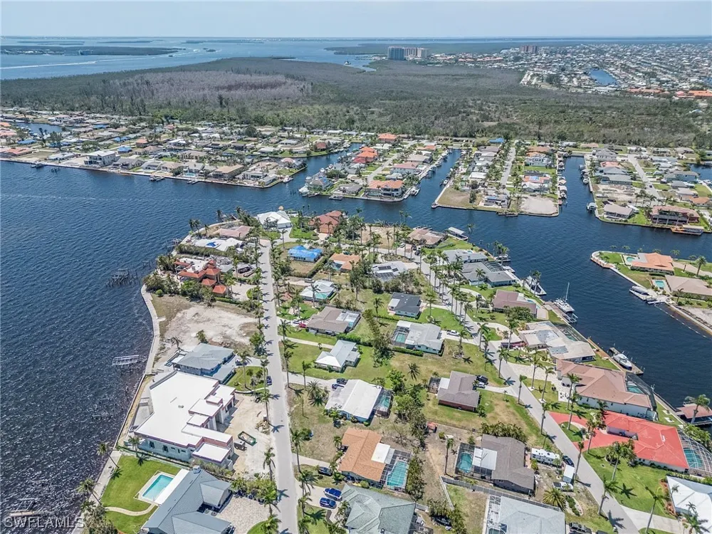 Bayshore Drive Cape Coral, FL 33904