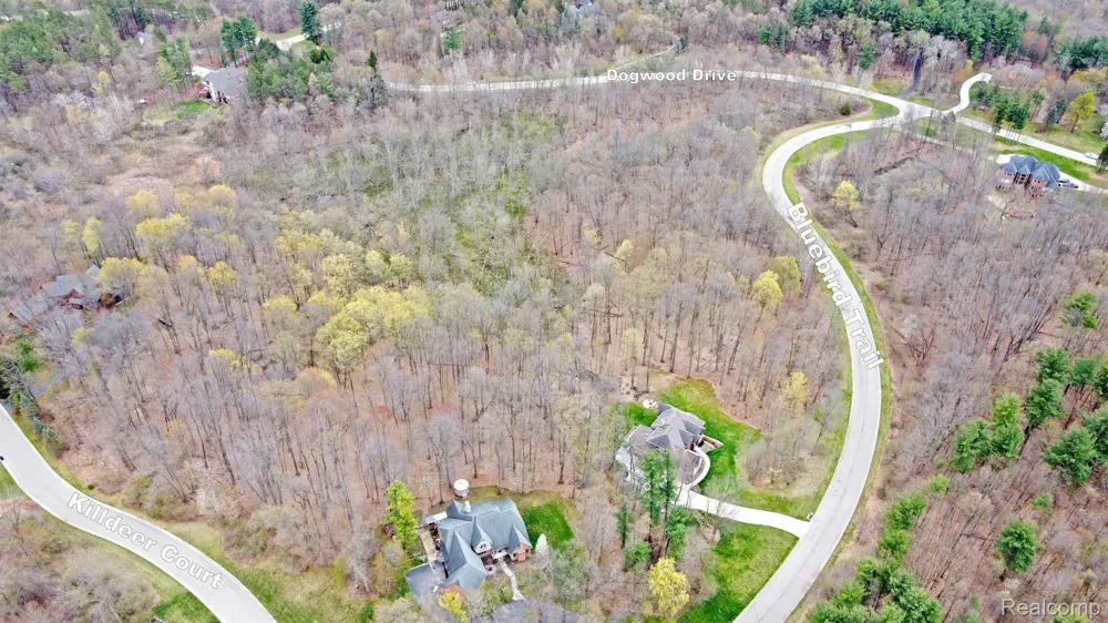 505 BLUEBIRD TRAIL Groveland Township, MI 48462