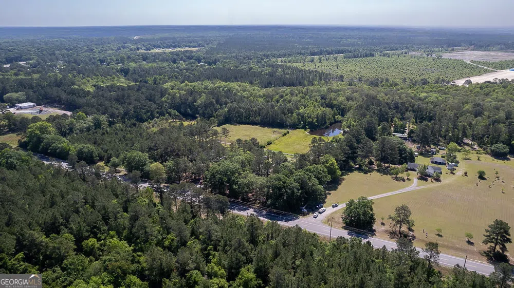 12138 Us Highway 280 Ellabell, GA 31308