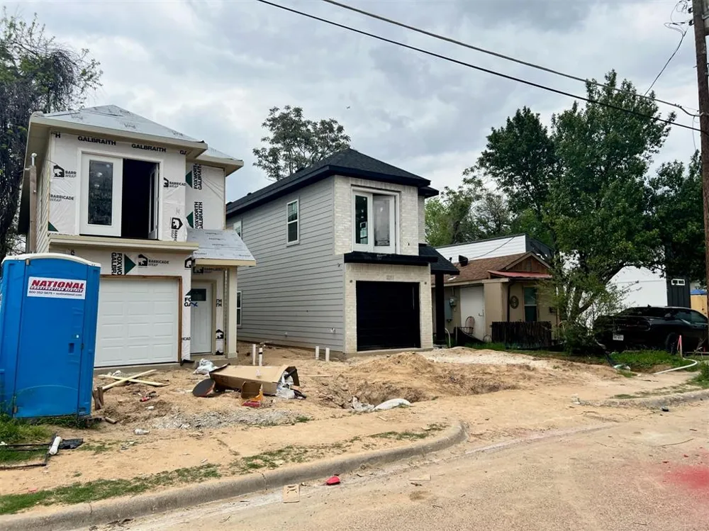 3904 Waldron Avenue Dallas, TX 75215